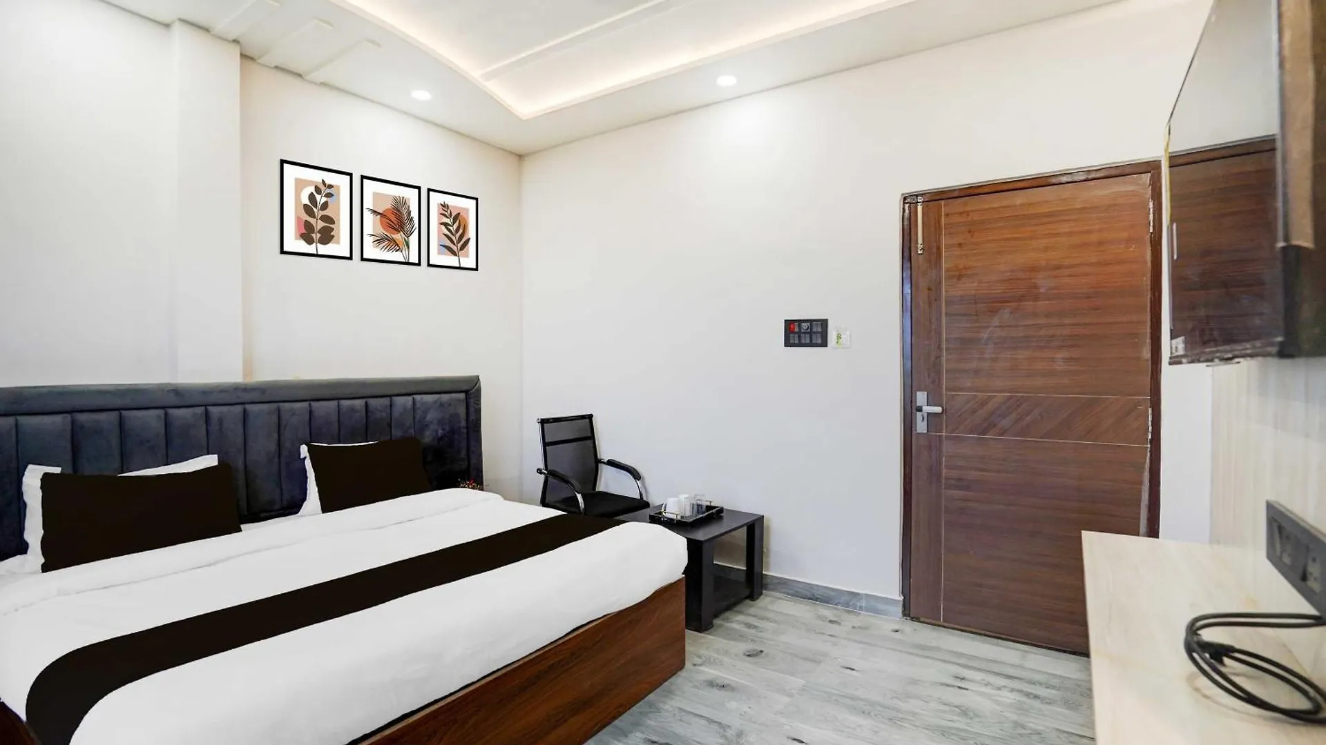 Hotel Collection O Tisaura Varanasi 3*,